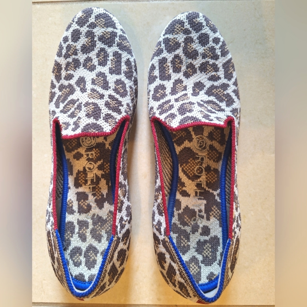 Rothy's women's leopard print with red and blue detail round toe flats -size 6.5 - Picture 3 of 10